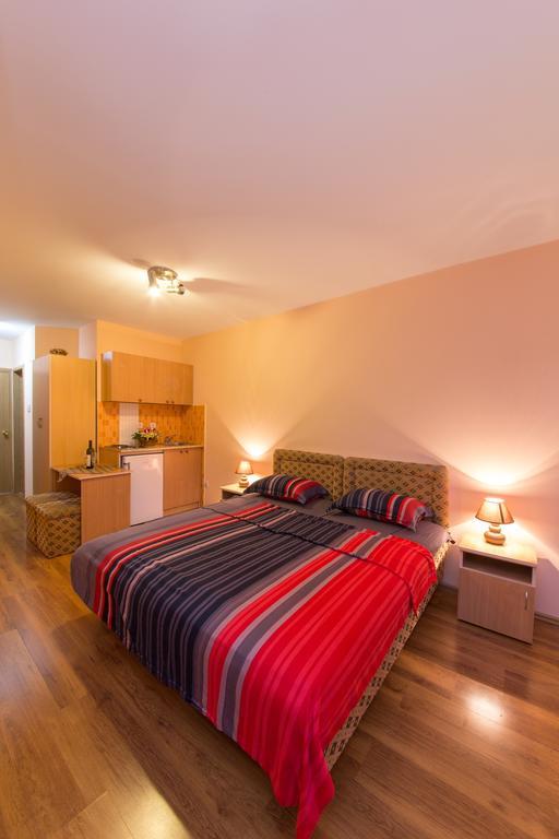 Apartments Bokan Cetinje Kamer foto