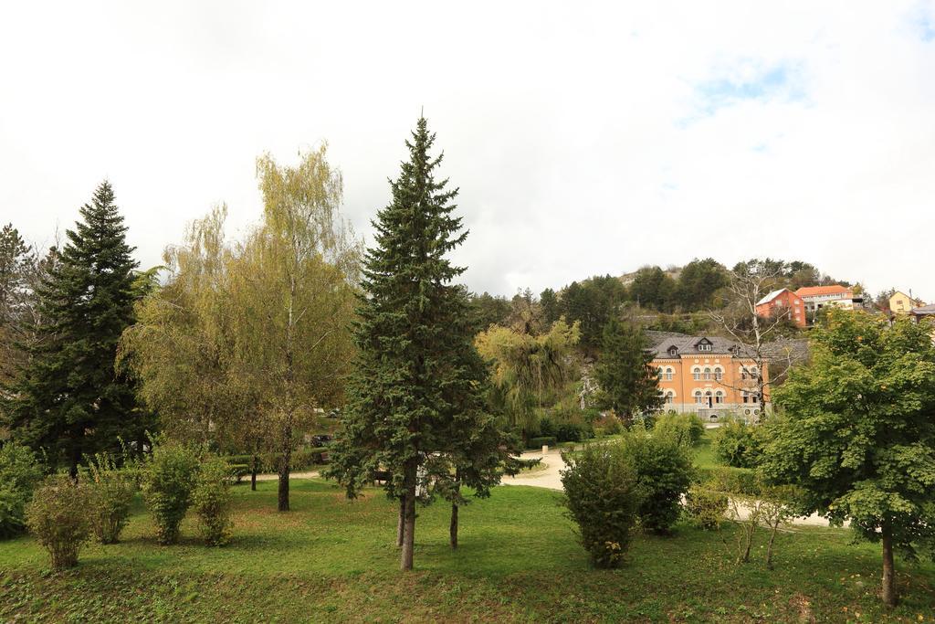 Apartments Bokan Cetinje Buitenkant foto